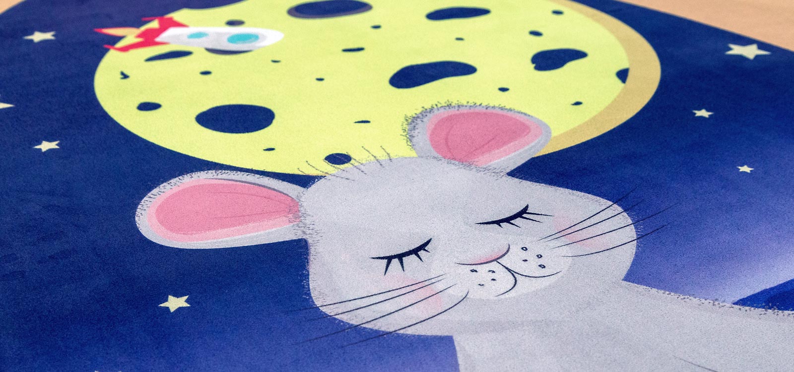 moon-mouse-banner-kids-mat